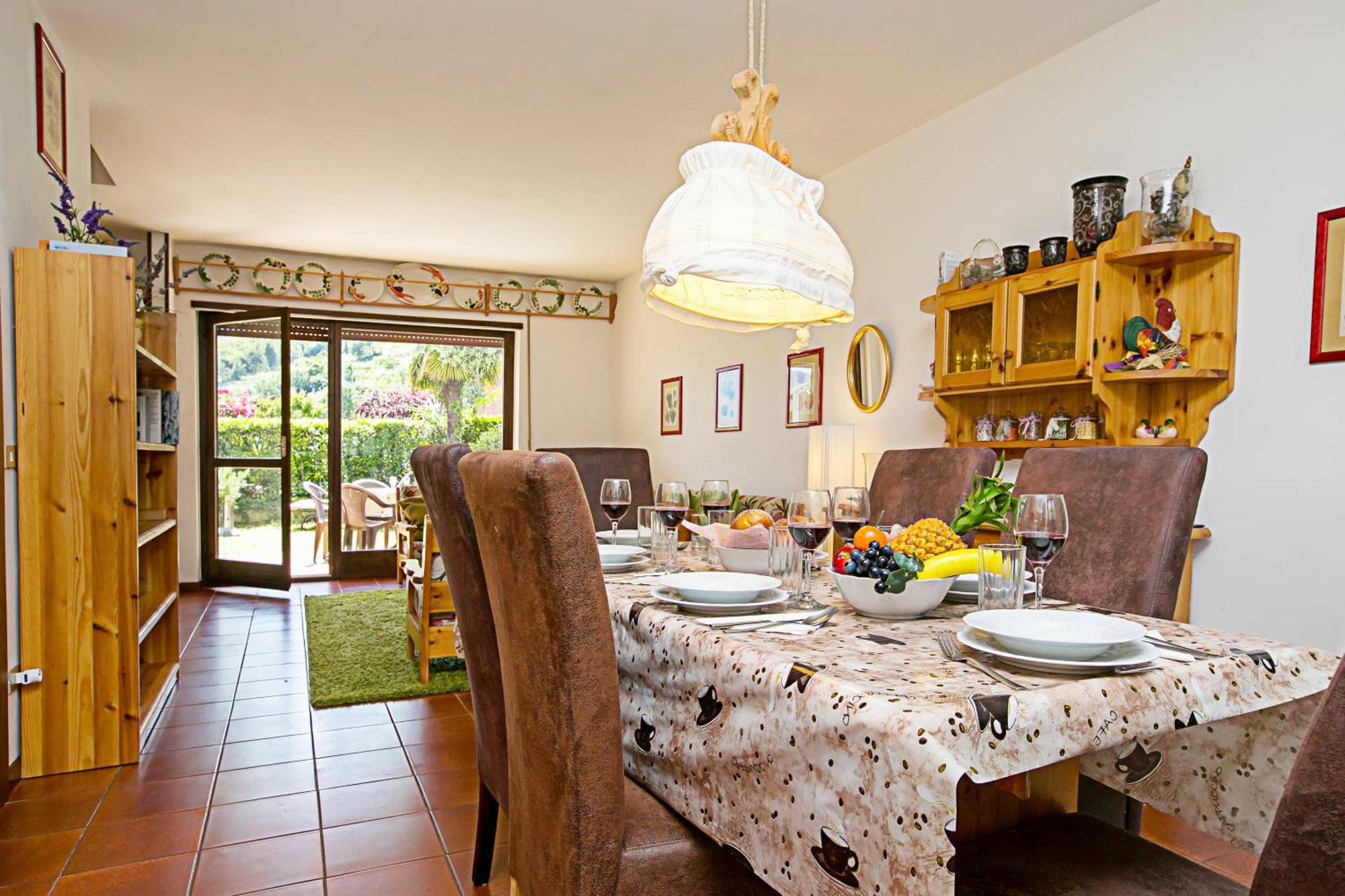 Residence Christina Due Laghi - Happy Rentals Тенно Экстерьер фото